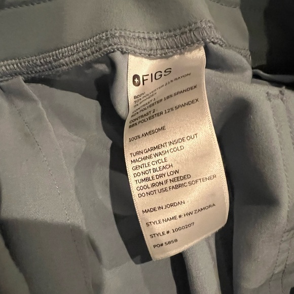 Figs High Waisted Zamora Jogger Scrub Pants | Dusty Blue | Size Small PO# 5858 - Picture 8 of 8